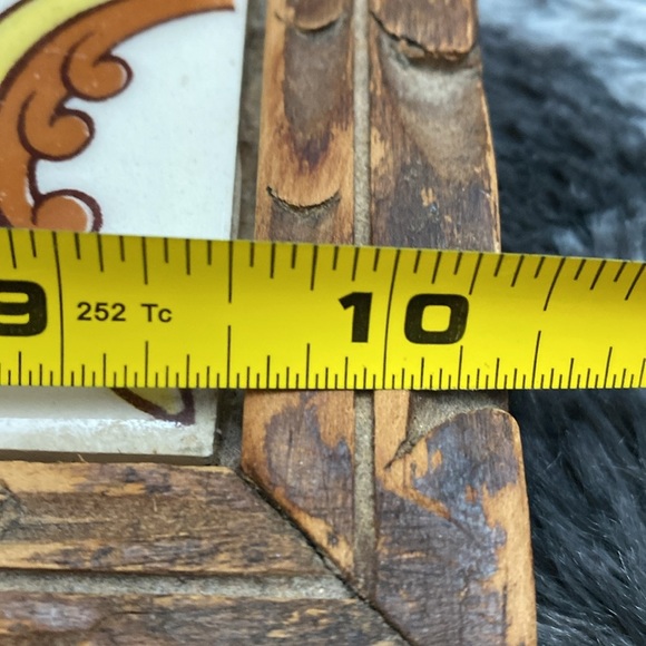 Vintage Carved Wood Double
Tile Trivet - Picture 15 of 16